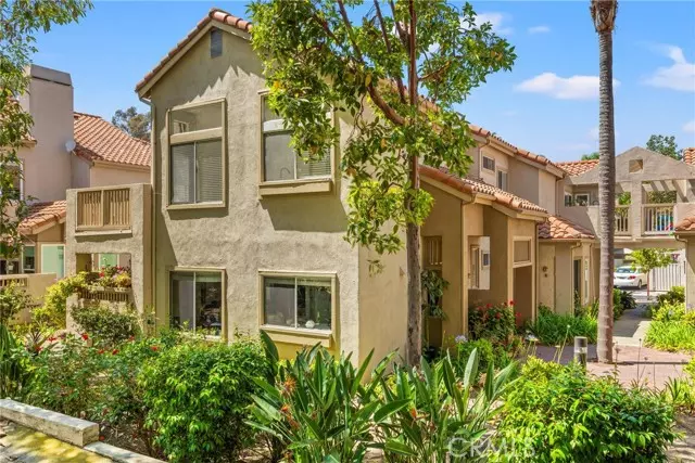 Laguna Niguel, CA 92677,6 Daytona DR 128