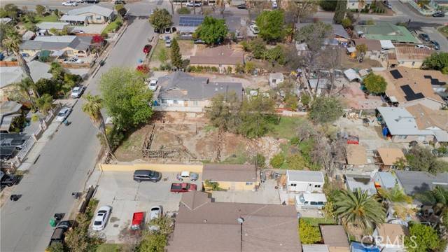 Corona, CA 92879,3957 S Neece