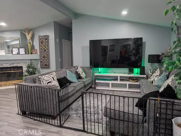 Canyon Country, CA 91351,18540 Soledad Canyon RD 109