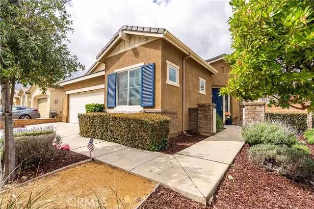 17958 Milkweed LN, San Bernardino, CA 92407