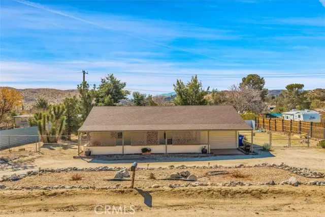 49165 Vista DR, Morongo Valley, CA 92256