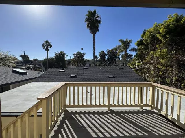 411 La Mesa AVE B, Encinitas, CA 92024