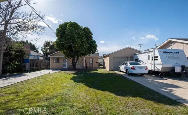 Lomita, CA 90717,25213 Walnut ST