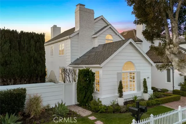 601 Dahlia AVE, Corona Del Mar, CA 92625