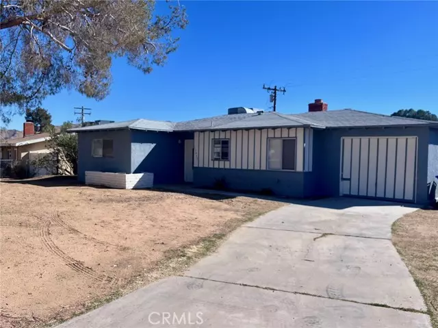 23943 Tocaloma RD, Apple Valley, CA 92307