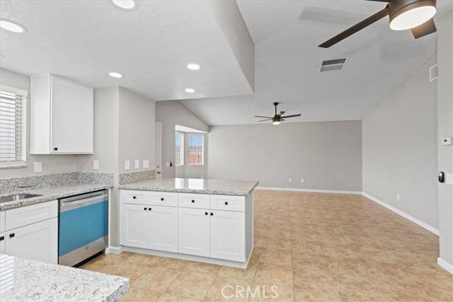 Twentynine Palms, CA 92277,72145 Sun Valley DR
