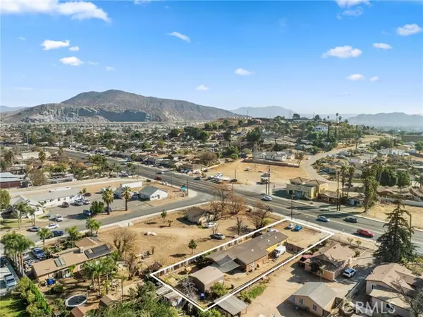Jurupa Valley, CA 92509,3629 Valley WAY