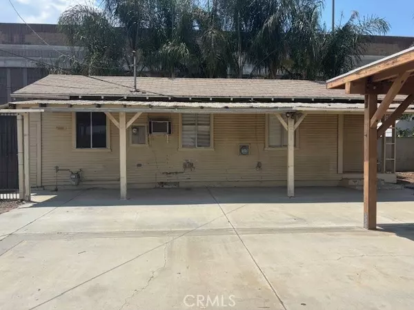 Corona, CA 92879,111 N Victoria AVE