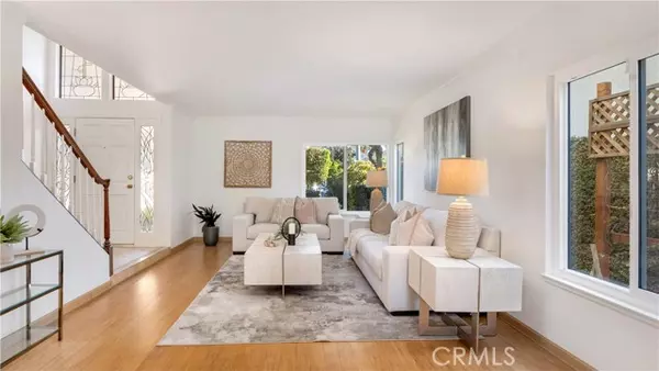 Irvine, CA 92620,4 Kara