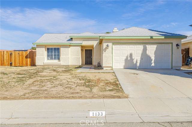 1133 Oakwood LN, Rosamond, CA 93560