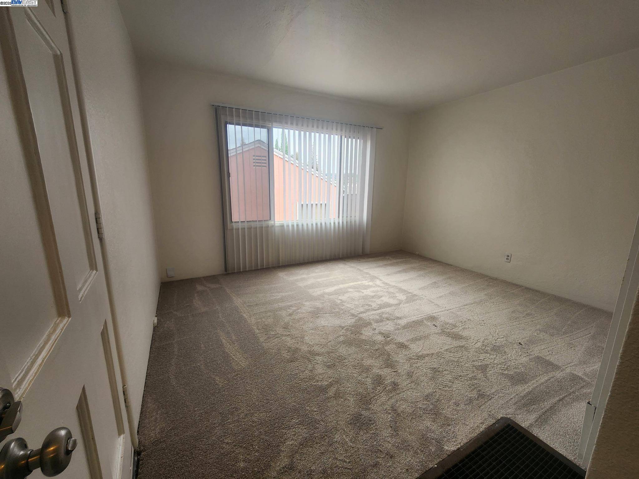 Hayward, CA 94541,1587 C St