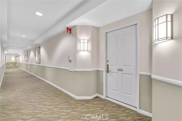 Long Beach, CA 90802,850 E Ocean BLD