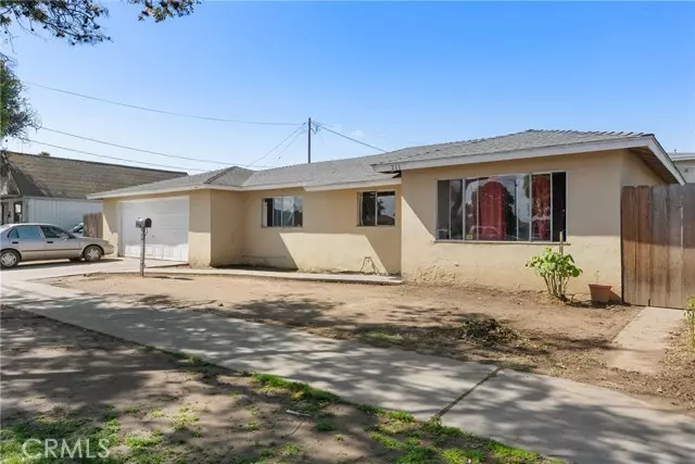 211 S Russell AVE, Santa Maria, CA 93458