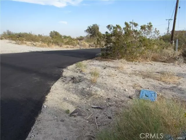 Desert Hot Springs, CA 92240,0 663-031-017-7 Dave AVE