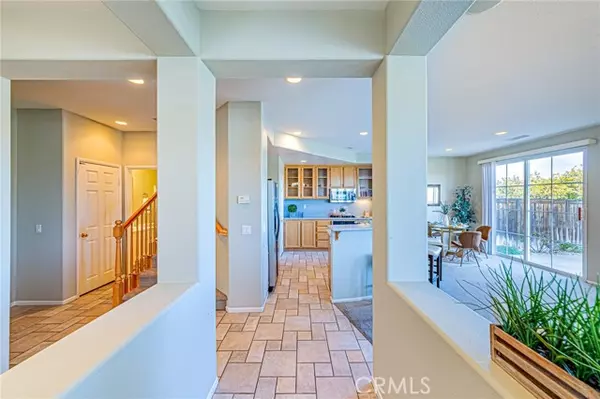 Valencia, CA 91354,28054 Gladiolus PL 115