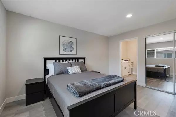 Orange, CA 92866,824 E Fairway DR