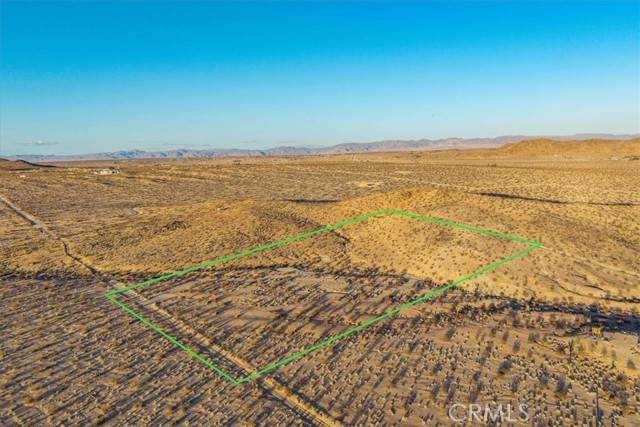 Joshua Tree, CA 92252,3025 Flamingo AVE