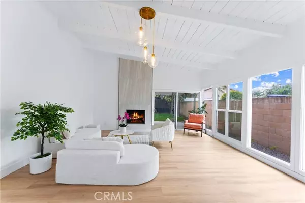 Anaheim, CA 92804,1940 W Tedmar AVE