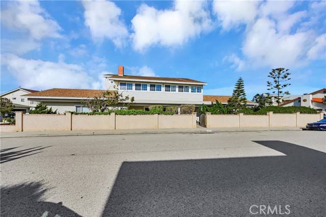 1200 Mandalay Beach RD, Oxnard, CA 93035