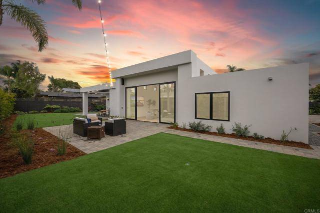 Solana Beach, CA 92075,810 Seabright LN