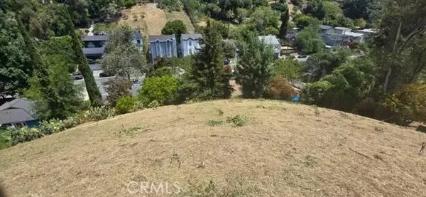 Los Angeles, CA 90065,4322 Scandia WAY