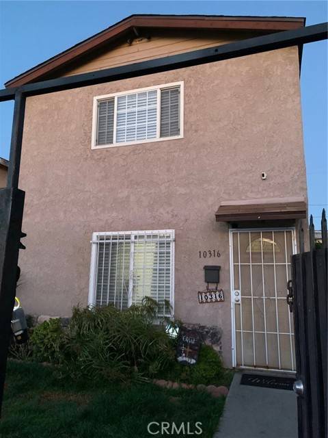 10316 S San Pedro ST, Los Angeles, CA 90003
