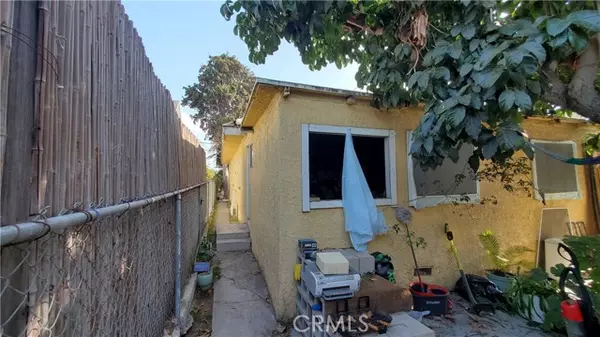 Los Angeles, CA 90006,1713 S Berendo ST