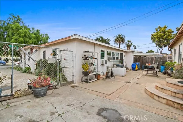 Maywood, CA 90270,5100 E 60th PL