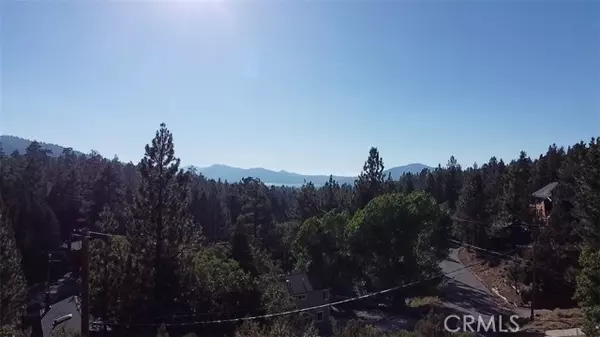 Big Bear Lake, CA 92315,43872 Mendocino DR