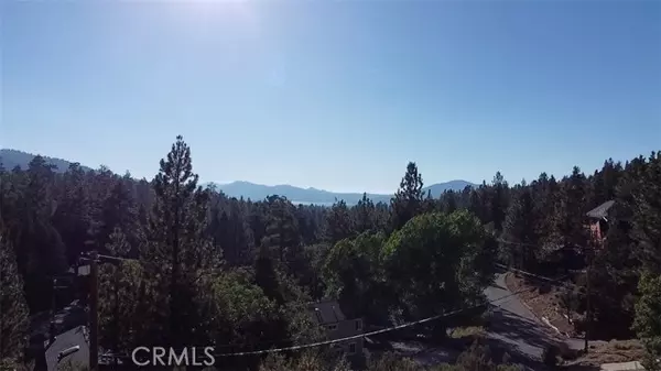 Big Bear Lake, CA 92315,43872 Mendocino DR