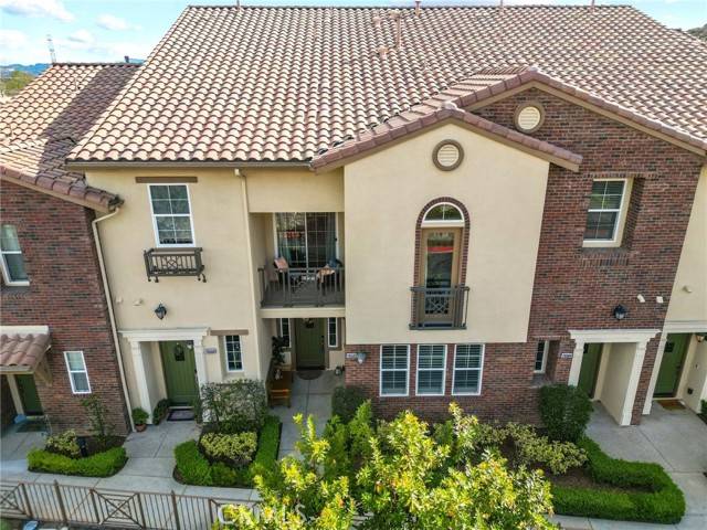 Valencia, CA 91354,28562 Herrera ST