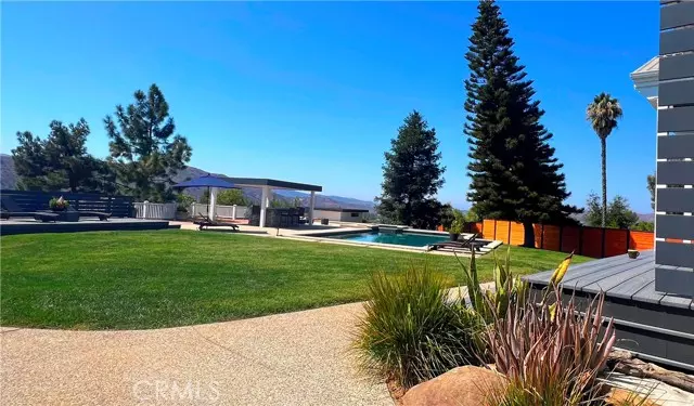 1184 Mellow LN, Simi Valley, CA 93065