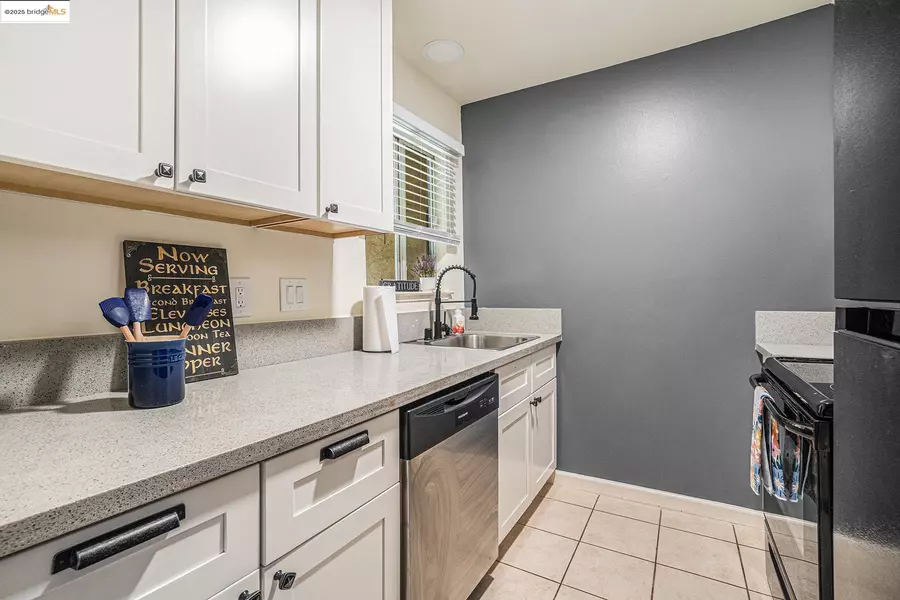 1731 Ellis 36, Concord, CA 94520