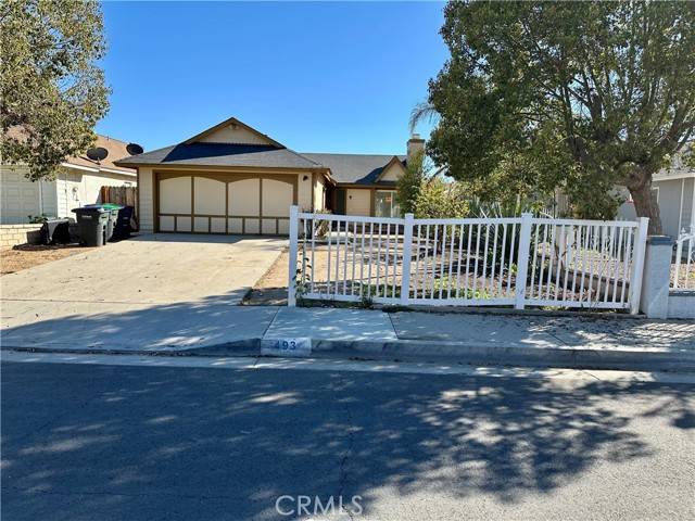 493 Wildwood LN, Perris, CA 92571