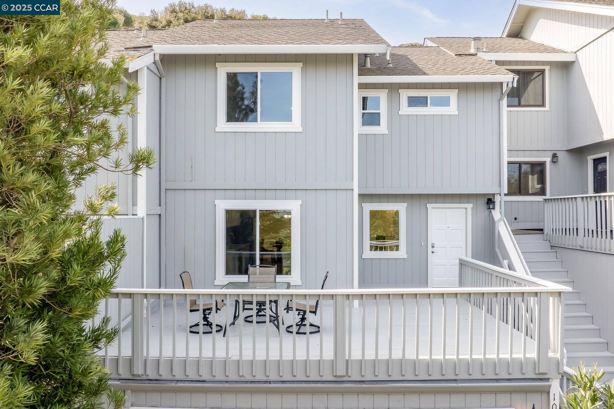 Richmond, CA 94803-2828,10 Dove Ln