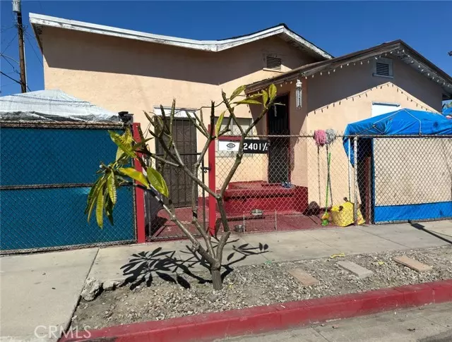 2401 E Hatchway ST, Compton, CA 90222