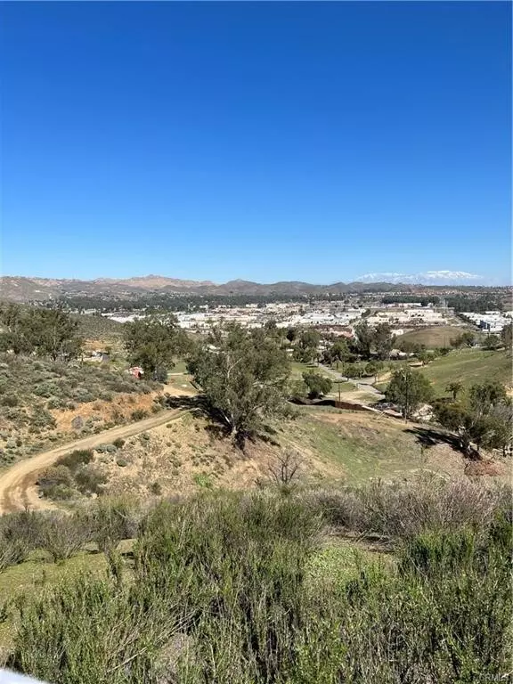 Lake Elsinore, CA 92530,0 Sunnyslope #84 AVE