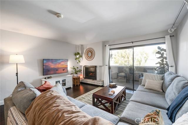 2032 E Bermuda ST 102, Long Beach, CA 90814