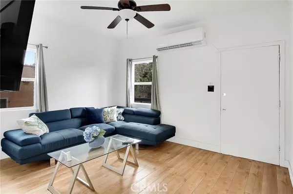 Silver Lake, CA 90026,1431 Silver Lake BLD