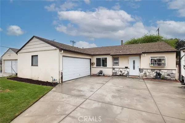 Reseda, CA 91335,8007 Hesperia Ave