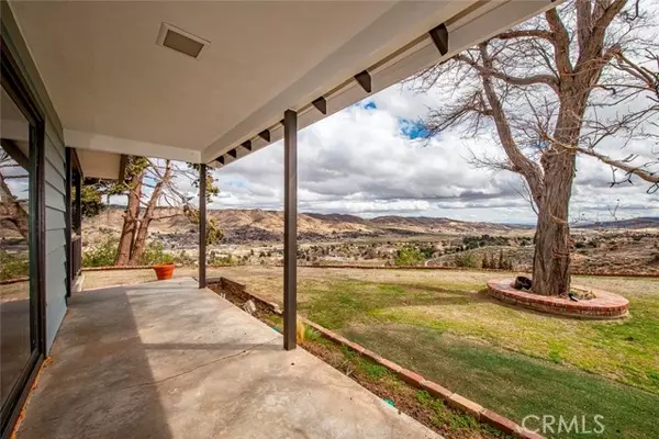 40005 92nd ST, Leona Valley, CA 93551