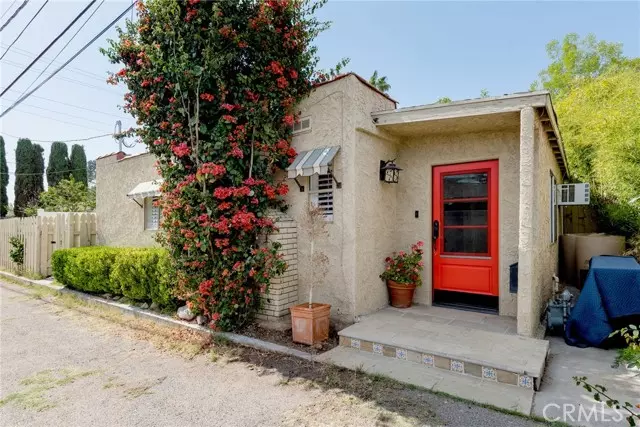 1301 1/2 Dorothy DR, Glendale, CA 91202