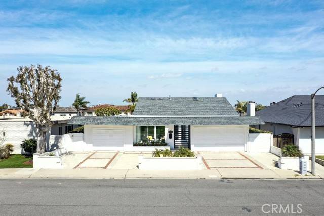 16602 Wellington CIR C-2, Huntington Beach, CA 92649