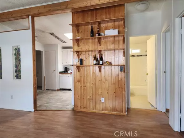 Apple Valley, CA 92307,20843 Waalew RD C14