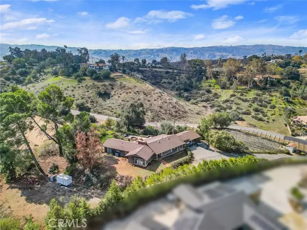 Redlands, CA 92373,211 Elder