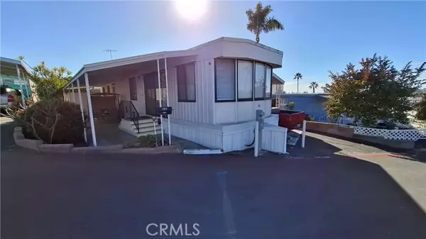 Vista, CA 92083,200 Olive AVE 66