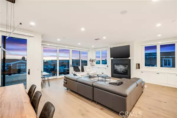 Manhattan Beach, CA 90266,308 Highland AVE