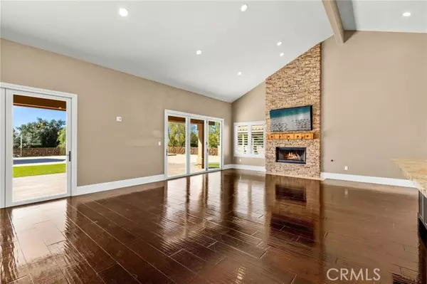 Alpine, CA 91901,753 Homeward WAY