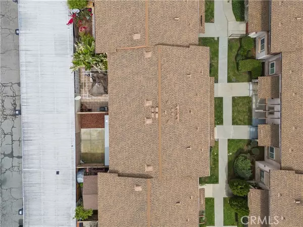 Reseda, CA 91335,6669 Wilbur AVE 44