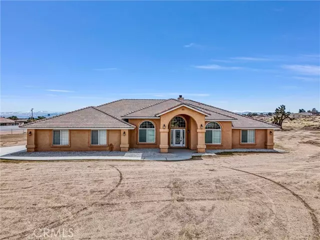 8929 Yucca Terrace DR, Phelan, CA 92371